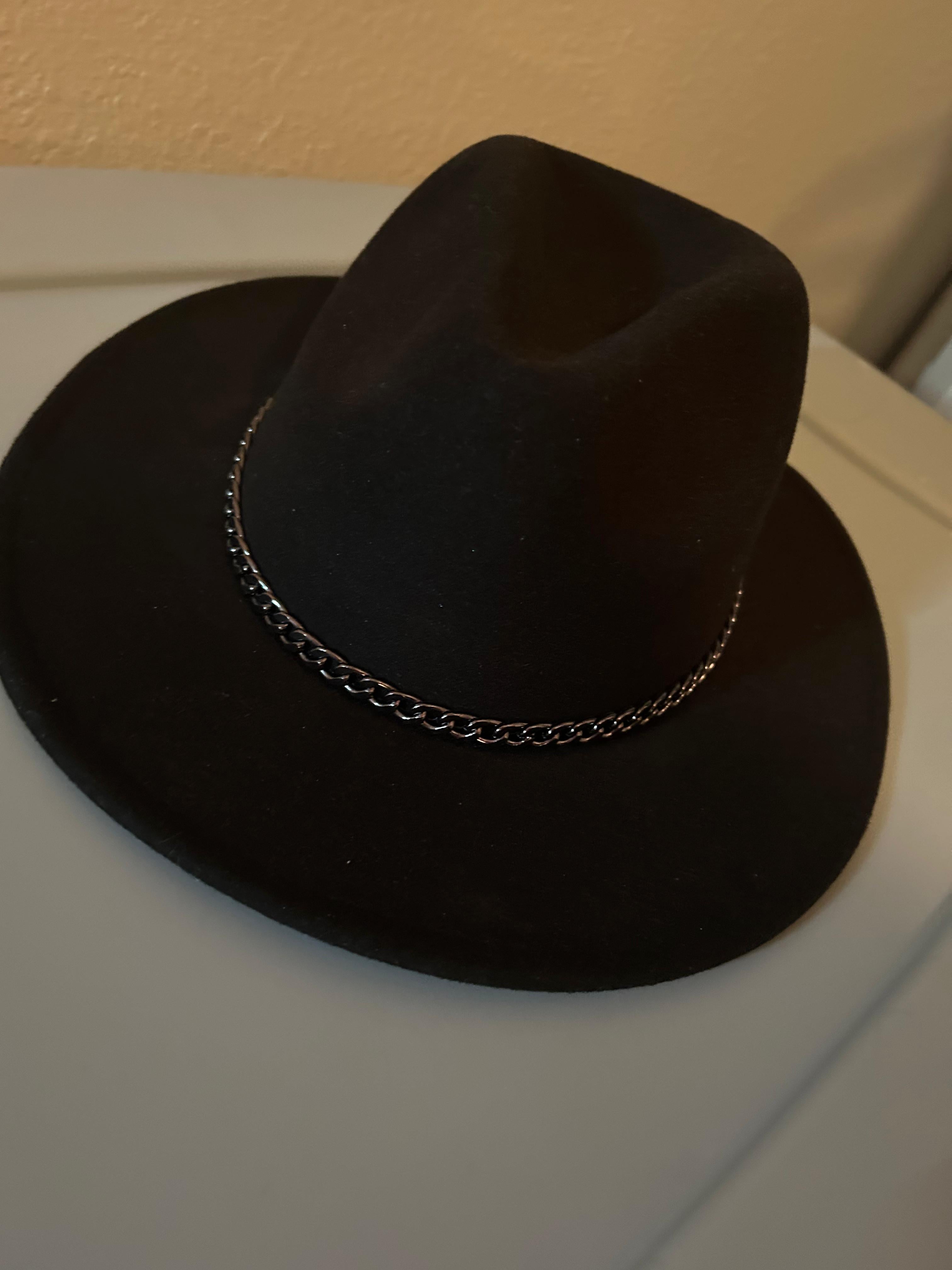 ✨ Noir Rounded Hat - Black Chrome Chain Detail ✨