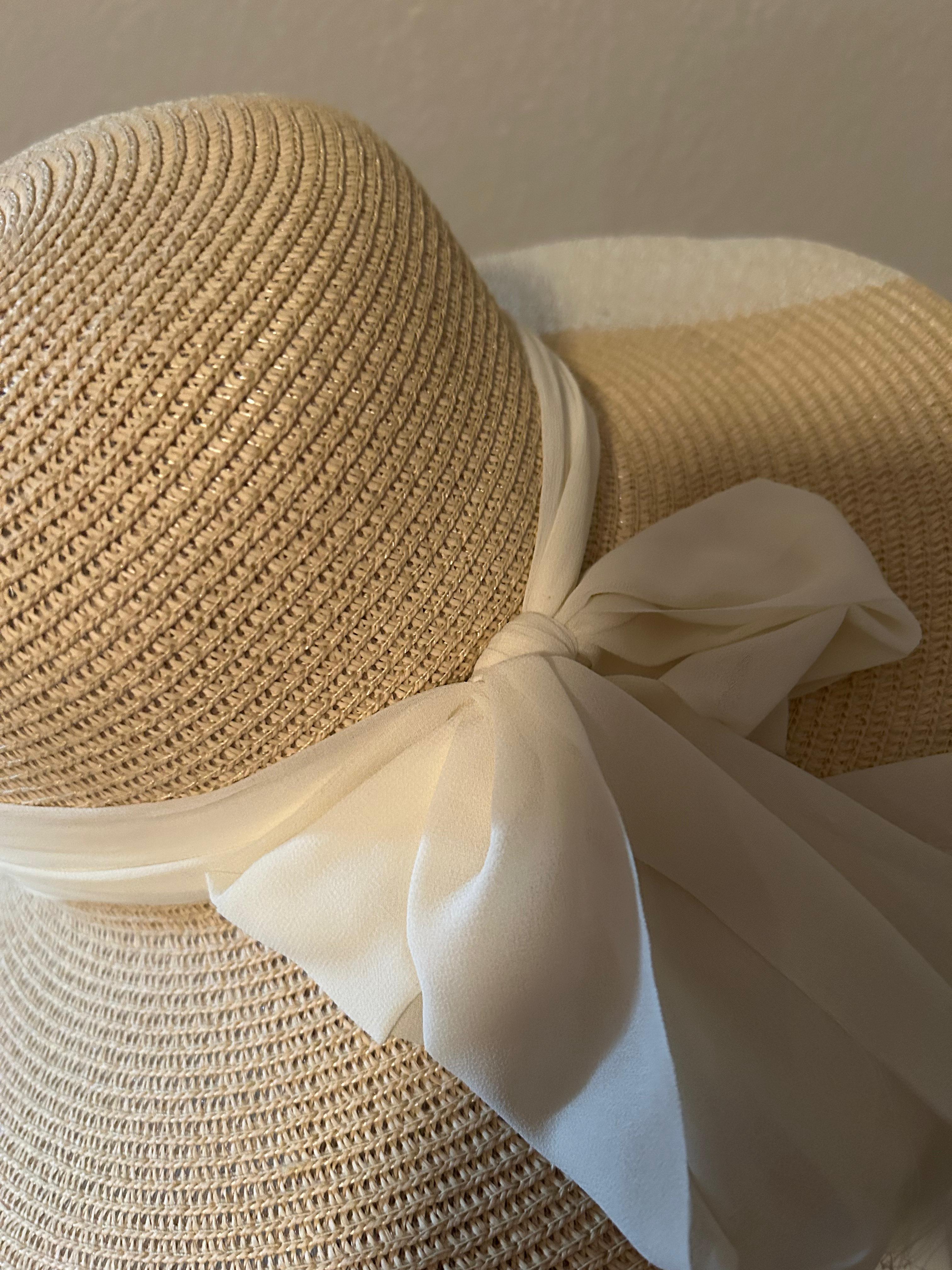 ✨ Chic Tan Rounded Hat - Gold Chain & Bow Detail