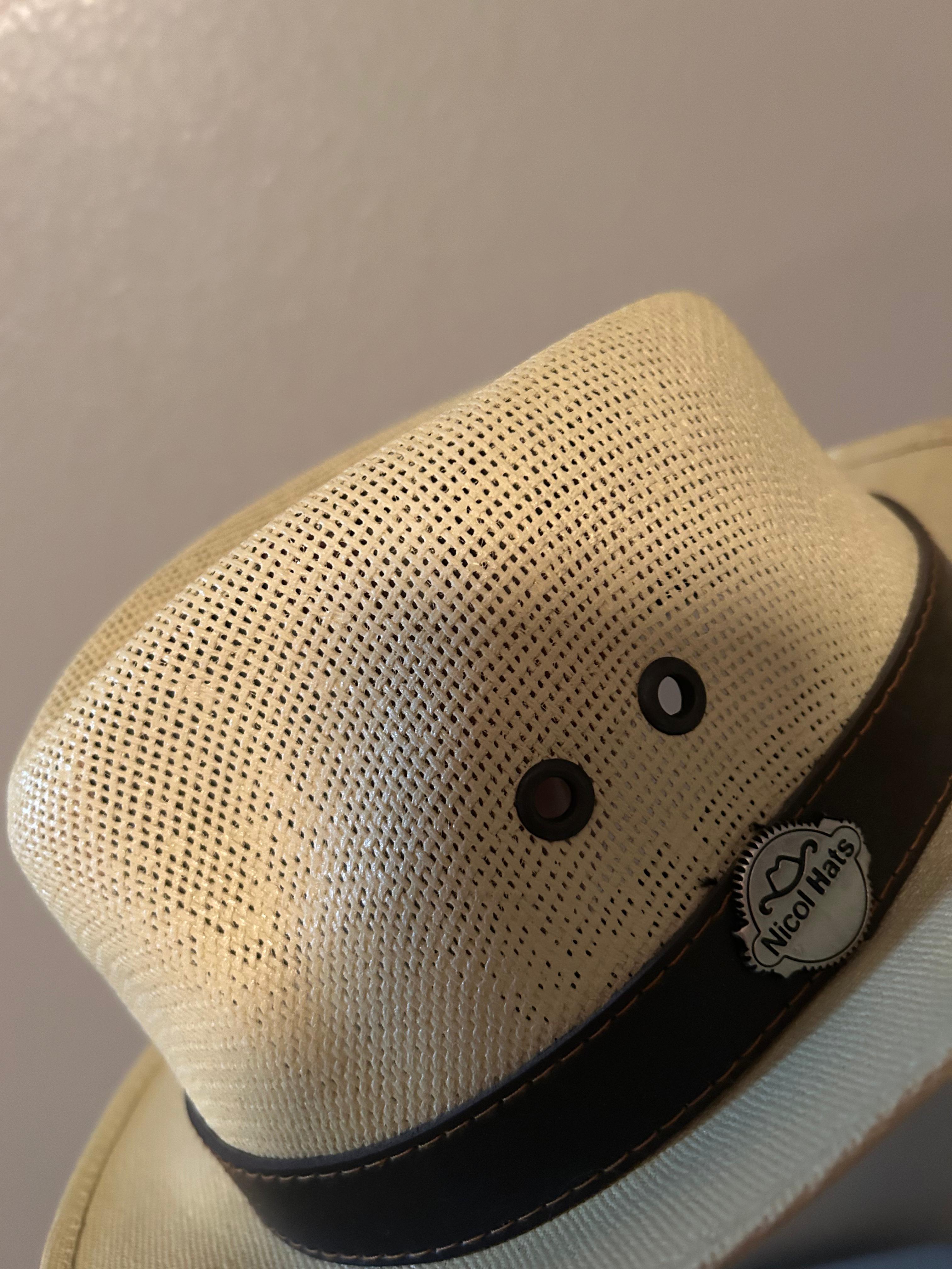 🍷 Elegant Vineyard Sun Hat - Wine Country Chic 🍷