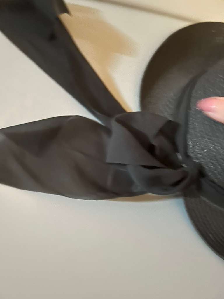 ✨ Noir Luxury Rounded Hat - Gold Metal & Veil Detail ✨