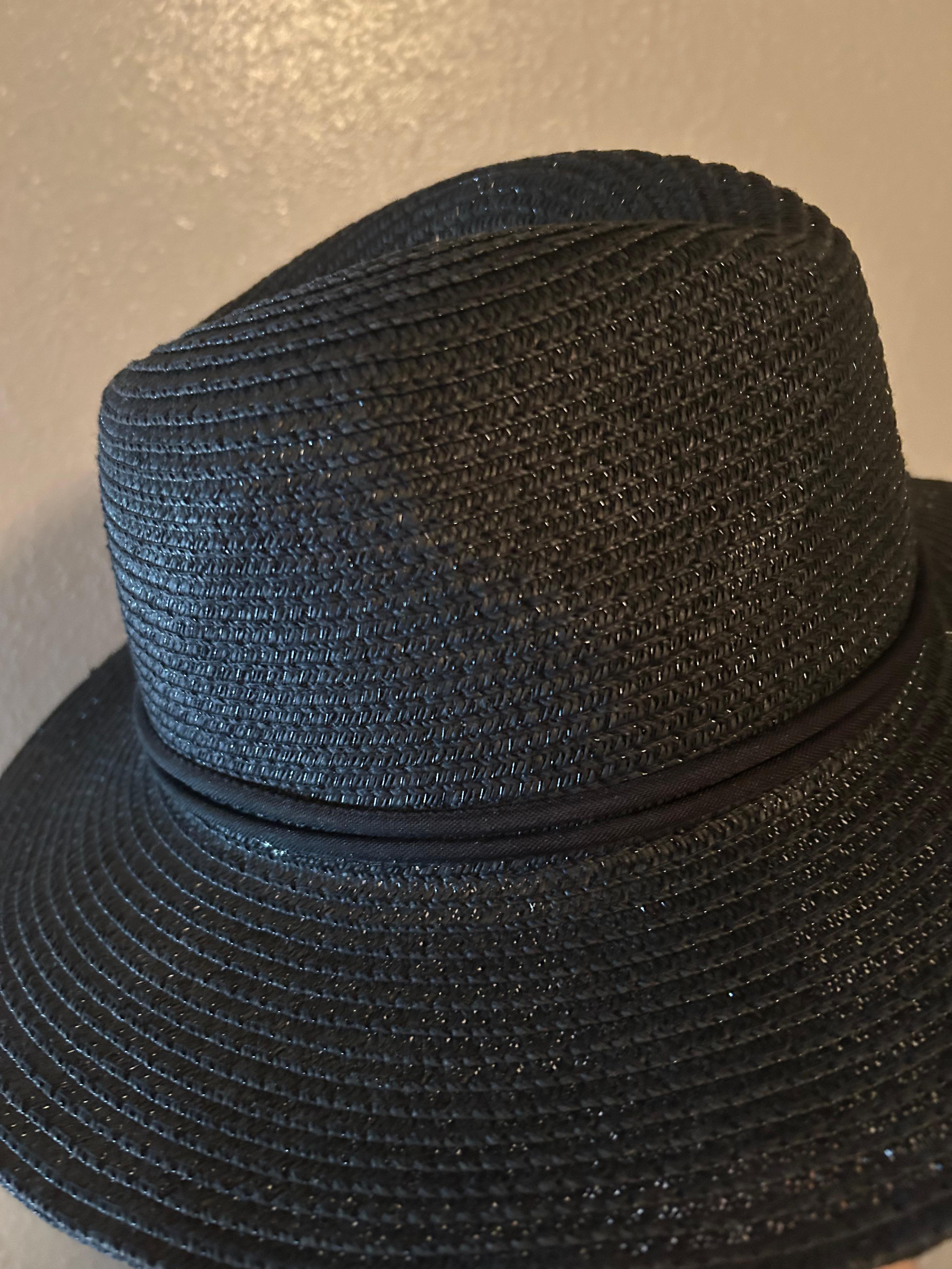 🐚 Chic Black Rounded Straw Hat - Sporty Detail 🐚