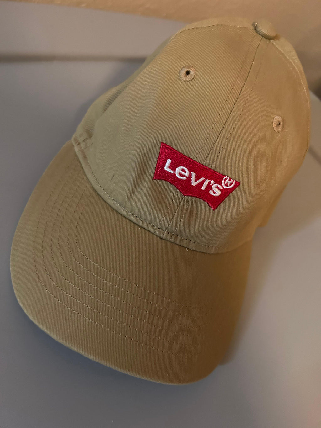 🤎 Levi’s Classic Brown Logo Hat 🤎