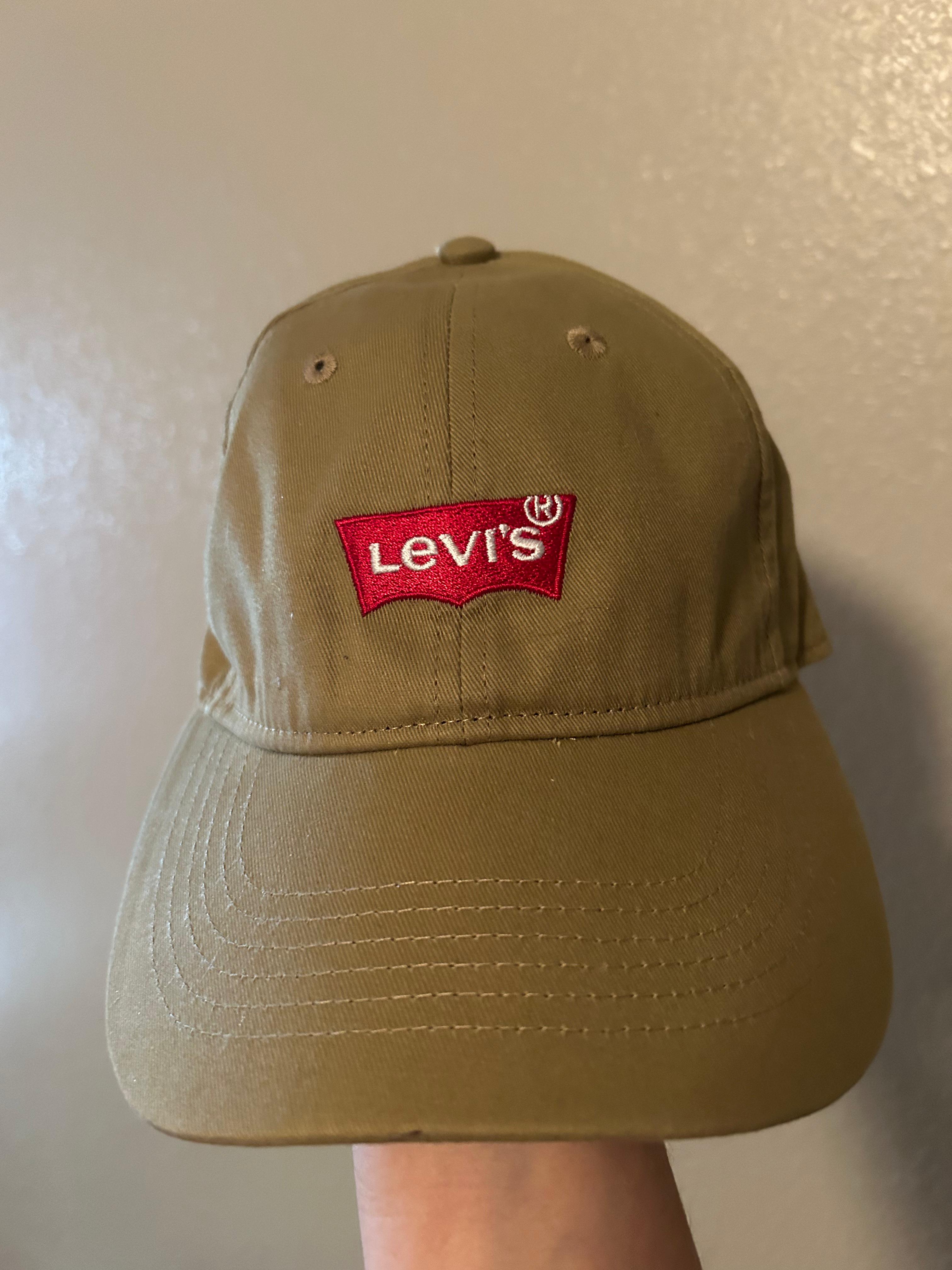 🤎 Levi’s Classic Brown Logo Hat 🤎
